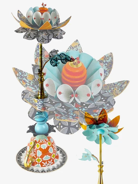 Sunset, Anita Barnes, 2024, mixed media, 17 x 5.5 x 5.5 in. / 43.18 x 13.97 x 13.97 cm.