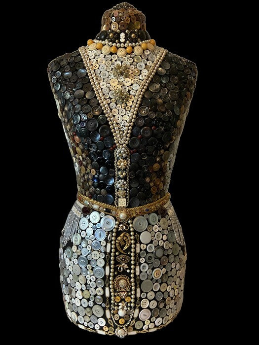 Victoria Rose, 2023, mosaic, 31 x 14 x 10 in. / 78.74 x 35.56 x 25.4 cm.