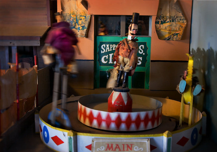 Ring Master, San Francisco, CA, 2020, archival canvas, 30 x 30 in. / 76.2 x 76.2 cm.