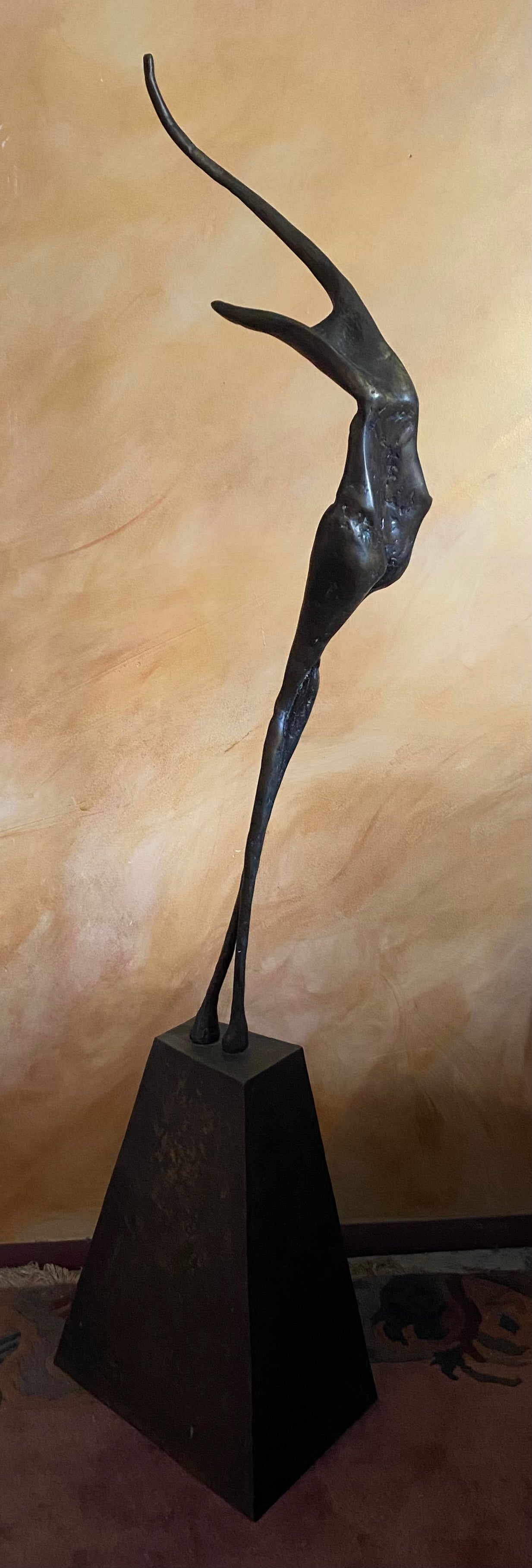 Grace, 1973, bronze and steel, 73 x 25 x 11 in. / 185.42 x 63.5 x 27.94 cm.