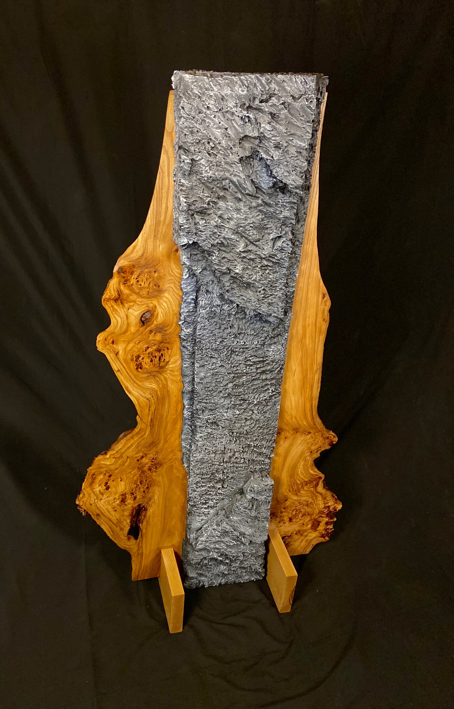Totem, 2026, sculpture, 43 x 73 x 18 in. / 109.22 x 185.42 x 45.72 cm.