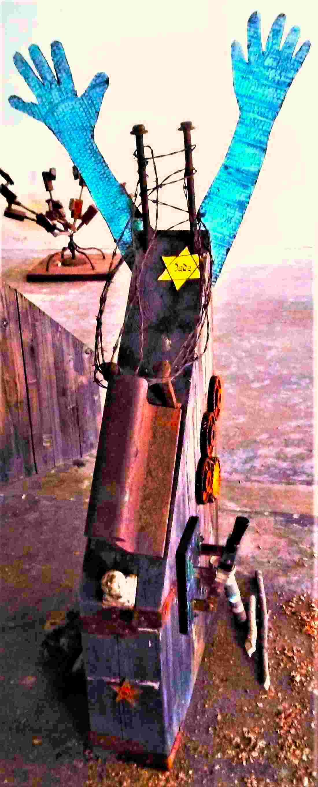 Perseverance, 2019, mixed media, 60 x 36 x 12 in. / 152.4 x 91.44 x 30.48 cm.