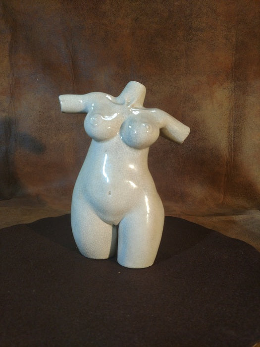 Nuit #6, 2025, ceramic, 9 x 4 x 3 in. / 22.86 x 10.16 x 7.62 cm.