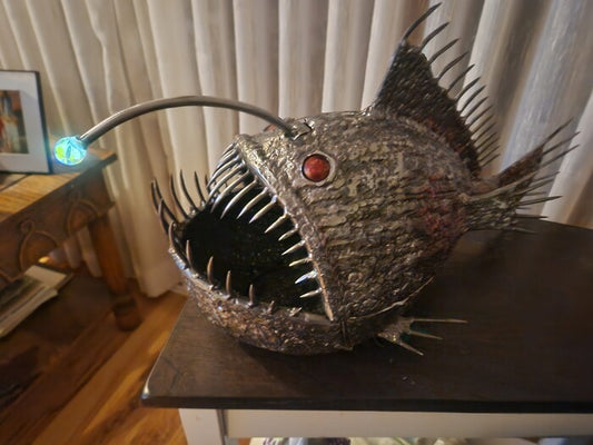 Anko, 2024, steel, 10 x 10 x 16 in. / 25.4 x 25.4 x 40.64 cm.