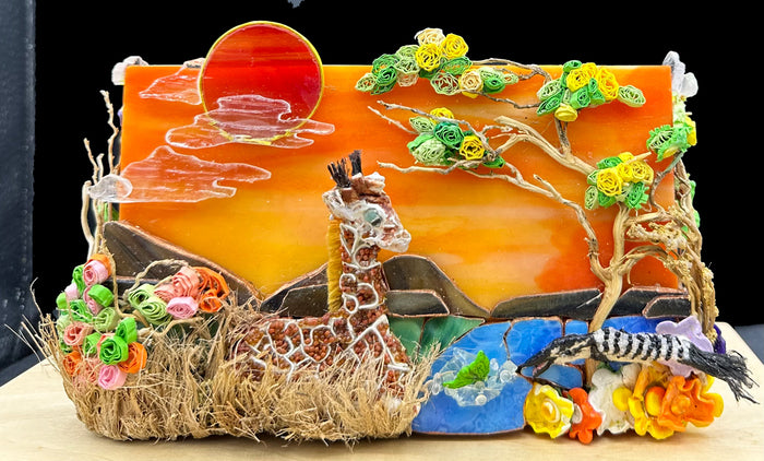 Reticulated Giraffe & Pied Kingfisher in the Bush, 2025, sculpture on stained glass, 4.5 x 8 in. / 11.43 x 20.32 cm.