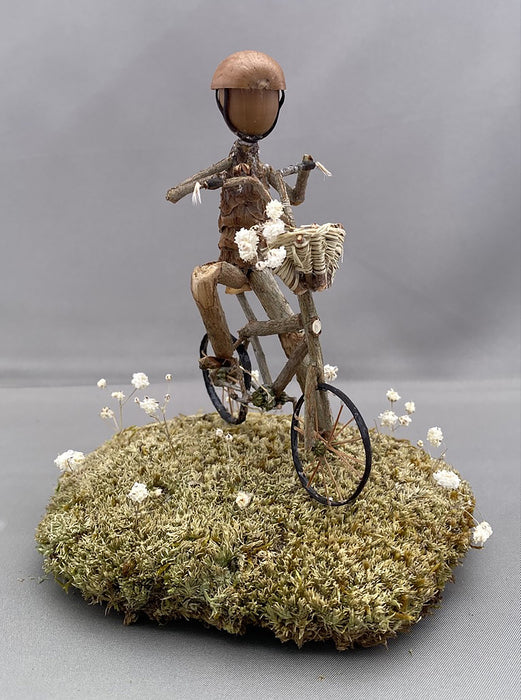 Summer Stroll, 2026, material found in nature, 6 x 5 x 5 in. / 15.24 x 12.7 x 12.7 cm.