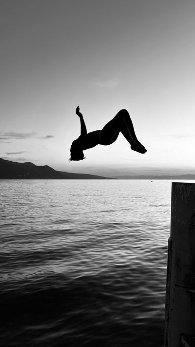 The Dive, 2024, digital photography, 80 x 45 cm. / 31.4 x 17.7 in.