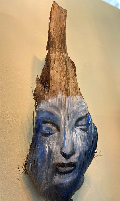 Harmonious, 2023, acrylic on palm frond, 37 x 14 x 10 in. / 93.98 x 35.56 x 25.4 cm.