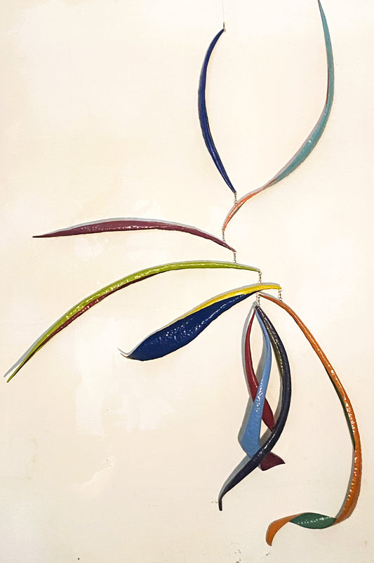 Unfettered Mobile, 2019, aluminum paint, 72 x 35 x 35 in. / 182.88 x 88.9 x 88.9 cm.