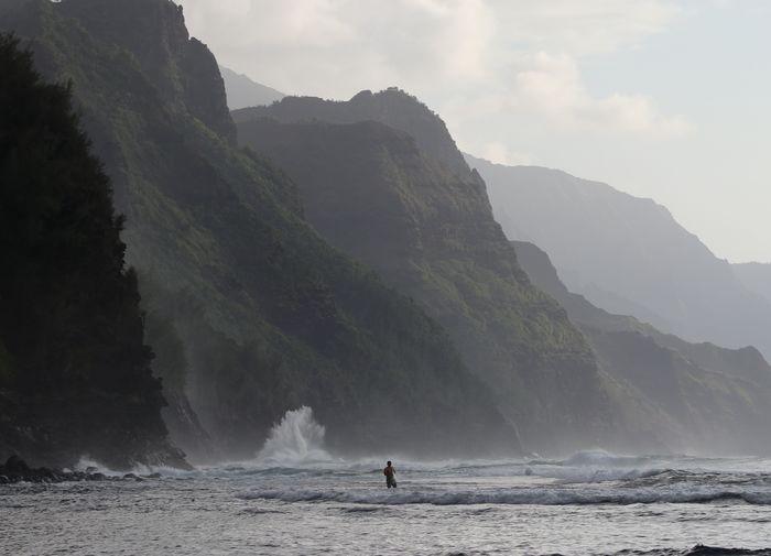 Na Pali Coast, 2017, digital photography on canvas, 20 x 24 in. / 50.8 x 60.96 cm.